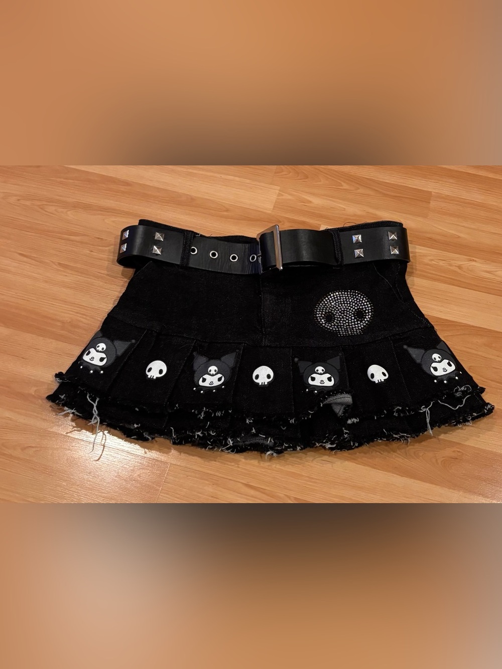 Sanrio Kuromi Hot Topic Black Pleated Mini Skirt